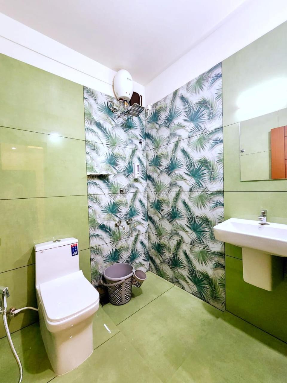 Apsara Residency Hotel Perintalmanna Ngoại thất bức ảnh
